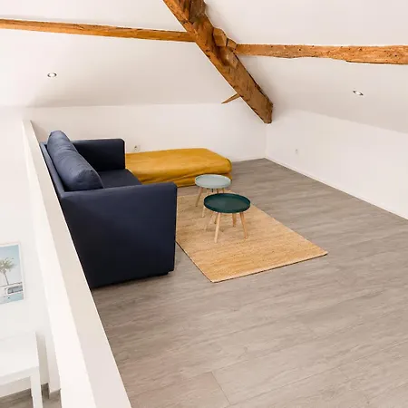 Entierement Renovee Avec Piscine En Plein Coeur De - Corse בסטיה